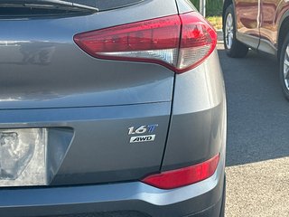 Hyundai Tucson SE CUIR TOIT PANO CAMERA VOLANT SIEGES CHAUFFANTS 2017 à Cowansville, Québec - 4 - w320h240px