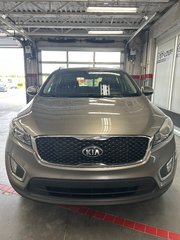 2016 Kia Sorento 2.4L LX in Cowansville, Quebec - 4 - w320h240px