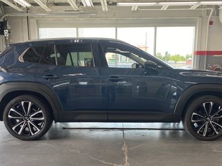 2024 Mazda CX-50 GT