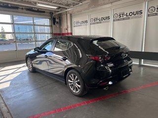 2019 Mazda 3 Sport GS in Cowansville, Quebec - 3 - w320h240px