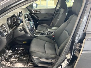 Mazda 3  2015 à Cowansville, Québec - 5 - w320h240px