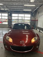 Mazda MX-5 GT / Hard Top 2009 à Cowansville, Québec - 5 - w320h240px
