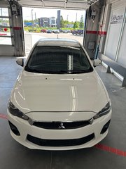 2016 Mitsubishi Lancer ES in Cowansville, Quebec - 2 - w320h240px