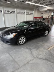 Nissan Altima 3.5 SR 2011 à Cowansville, Québec - 4 - w320h240px