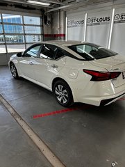 2024  Altima S | AWD in Cowansville, Quebec - 3 - w320h240px
