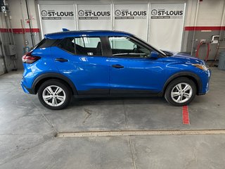2025 Nissan Kicks Play S in Cowansville, Quebec - 2 - w320h240px