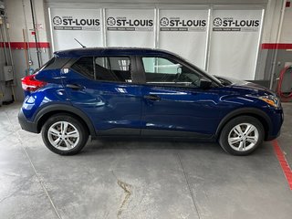 2020 Nissan Kicks S in Cowansville, Quebec - 2 - w320h240px