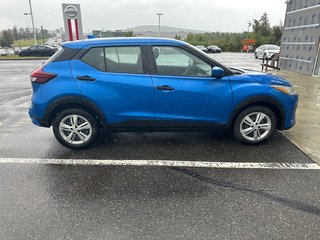 2021 Nissan Kicks S in Cowansville, Quebec - 4 - w320h240px
