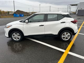 2021 Nissan Kicks S in Cowansville, Quebec - 2 - w320h240px