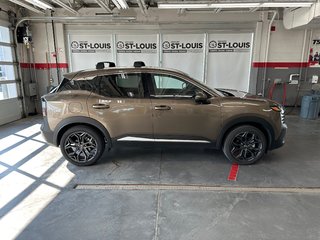Nissan Kicks SR 2025 à Cowansville, Québec - 2 - w320h240px