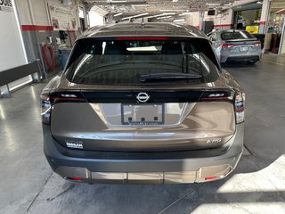 2025 Nissan Kicks S AWD in Cowansville, Quebec - 4 - w320h240px