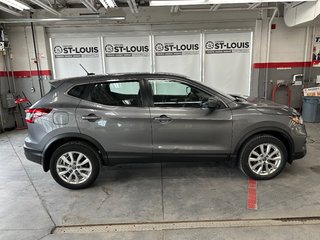 Nissan Qashqai S FWD 2021 à Cowansville, Québec - 2 - w320h240px