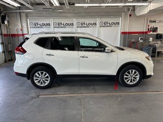 Nissan Rogue Spécial Édition AWD 2020 à Cowansville, Québec - 2 - w320h240px