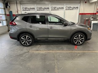 Nissan Rogue SL Platinium 2020 à Cowansville, Québec - 2 - w320h240px