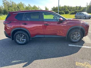 Nissan Rogue S AWD 2021 à Cowansville, Québec - 6 - w320h240px