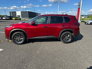 Nissan Rogue S AWD 2021 à Cowansville, Québec - 2 - w320h240px