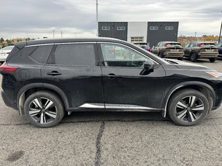 2021 Nissan Rogue Platinum in Cowansville, Quebec - 3 - w320h240px