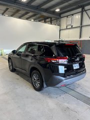 2023  Rogue S AWD in Cowansville, Quebec - 3 - w320h240px