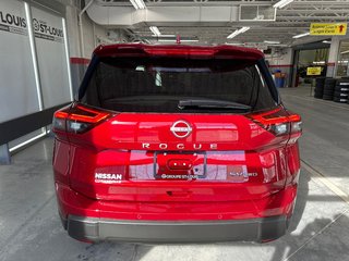 2024  Rogue SV Moonroof in Cowansville, Quebec - 4 - w320h240px