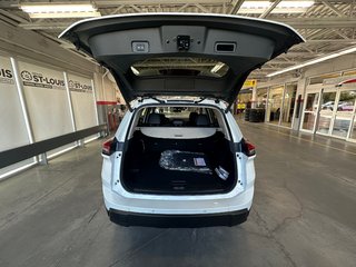 Nissan Rogue Rock Creek AWD 2026 à Cowansville, Québec - 6 - w320h240px