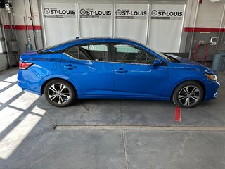 Nissan Sentra SV 2022 à Cowansville, Québec - 2 - w320h240px