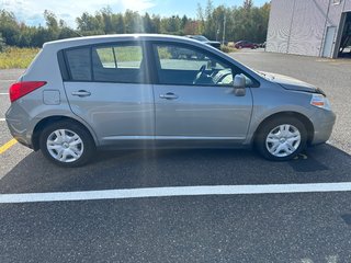 Nissan Versa 1.8 S 2011 à Cowansville, Québec - 3 - w320h240px