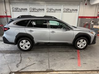 2023 Subaru Outback Convenience in Cowansville, Quebec - 2 - w320h240px