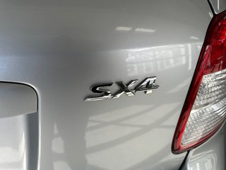 2012 Suzuki SX4 Hatchback JX in Cowansville, Quebec - 5 - w320h240px