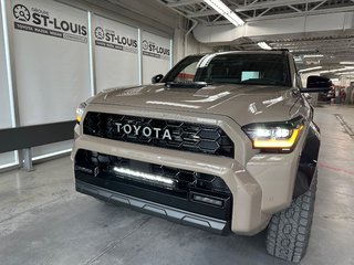 2025 Toyota 4Runner Hybrid TRD PRO in Cowansville, Quebec - 5 - w320h240px