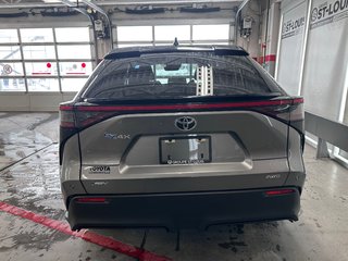 2024 Toyota BZ4X XLE in Cowansville, Quebec - 4 - w320h240px