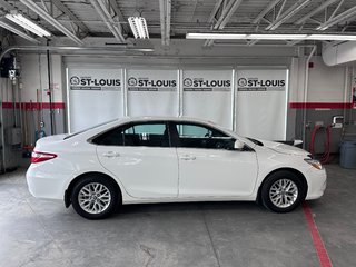 2016 Toyota Camry LE - Caméra de Recul - Sièges Chauffants - Mags in Cowansville, Quebec - 6 - w320h240px