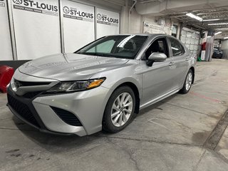 Toyota Camry SE 2018 à Cowansville, Québec - 2 - w320h240px
