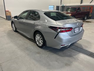 2023  Camry SE awd in Cowansville, Quebec - 4 - w320h240px