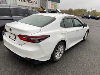 Toyota Camry Hybrid LE 2023 à Cowansville, Québec - 3 - w320h240px