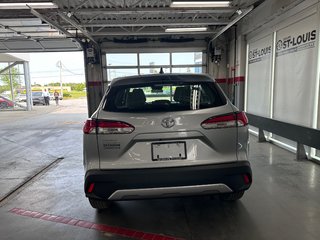 Toyota COROLLA CROSS L 2024 à Cowansville, Québec - 3 - w320h240px