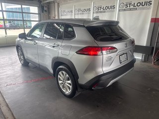 2024 Toyota COROLLA CROSS LE in Cowansville, Quebec - 3 - w320h240px