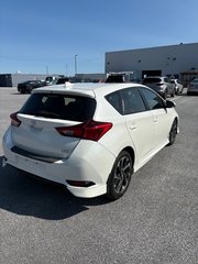 2017 Toyota Corolla iM in Cowansville, Quebec - 4 - w320h240px