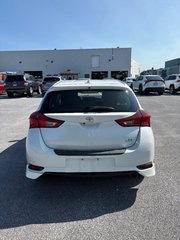 2017 Toyota Corolla iM in Cowansville, Quebec - 2 - w320h240px
