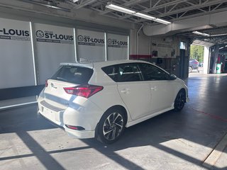 2017 Toyota Corolla iM Groupe Electrique / Sièges Chauffant / MAGS in Cowansville, Quebec - 5 - w320h240px