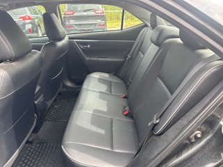 2014 Toyota Corolla SE GROUPE AMÉLIORÉ / CUIR / TOIT in Cowansville, Quebec - 3 - w320h240px