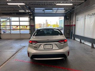 2022 Toyota Corolla LE / CAMERA DE RECUL / SIÈGE CHAUFFANT in Cowansville, Quebec - 4 - w320h240px