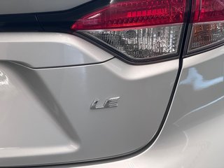 2022 Toyota Corolla LE / CAMERA DE RECUL / SIÈGE CHAUFFANT in Cowansville, Quebec - 6 - w320h240px