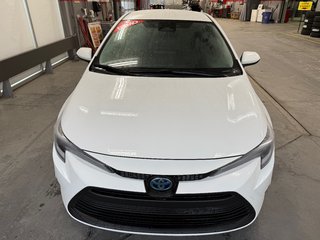 Toyota Corolla LE AWD 2025 à Cowansville, Québec - 2 - w320h240px