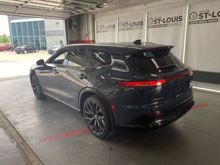 2025 Toyota Crown Signia Limited in Cowansville, Quebec - 3 - w320h240px