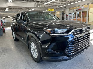 Toyota Grand Highlander XLE AWD 2025 à Cowansville, Québec - 5 - w320h240px