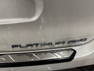 2024 Toyota Highlander Limited AWD in Cowansville, Quebec - 6 - w320h240px