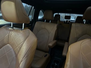 Toyota Highlander Limited AWD 2024 à Cowansville, Québec - 5 - w320h240px