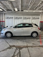 Toyota Matrix AC / Vitres électriques 2011 à Cowansville, Québec - 3 - w320h240px