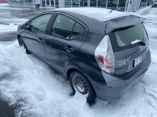 Toyota Prius c  2014 à Cowansville, Québec - 4 - w320h240px