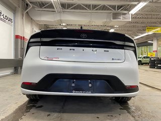 Toyota Prius Plug-In Hybrid XSE Premium 2025 à Cowansville, Québec - 5 - w320h240px